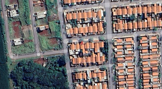 Direito - Imóvel C/ 125m² No Res. Araucária I Em Arapongas/pr, localizado em Arapongas - PR