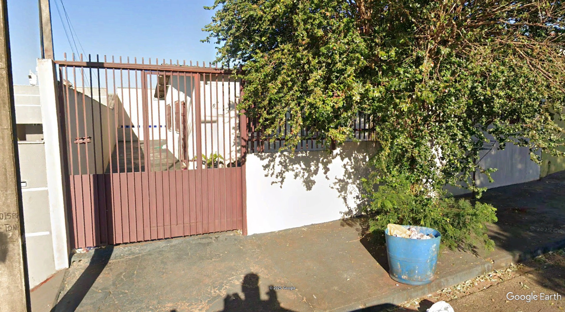 Imóvel c/ 250m² no Jardim Paris em Londrina/PR - leilão judicial - Londrina PR - lance mínimo R$ 97.500