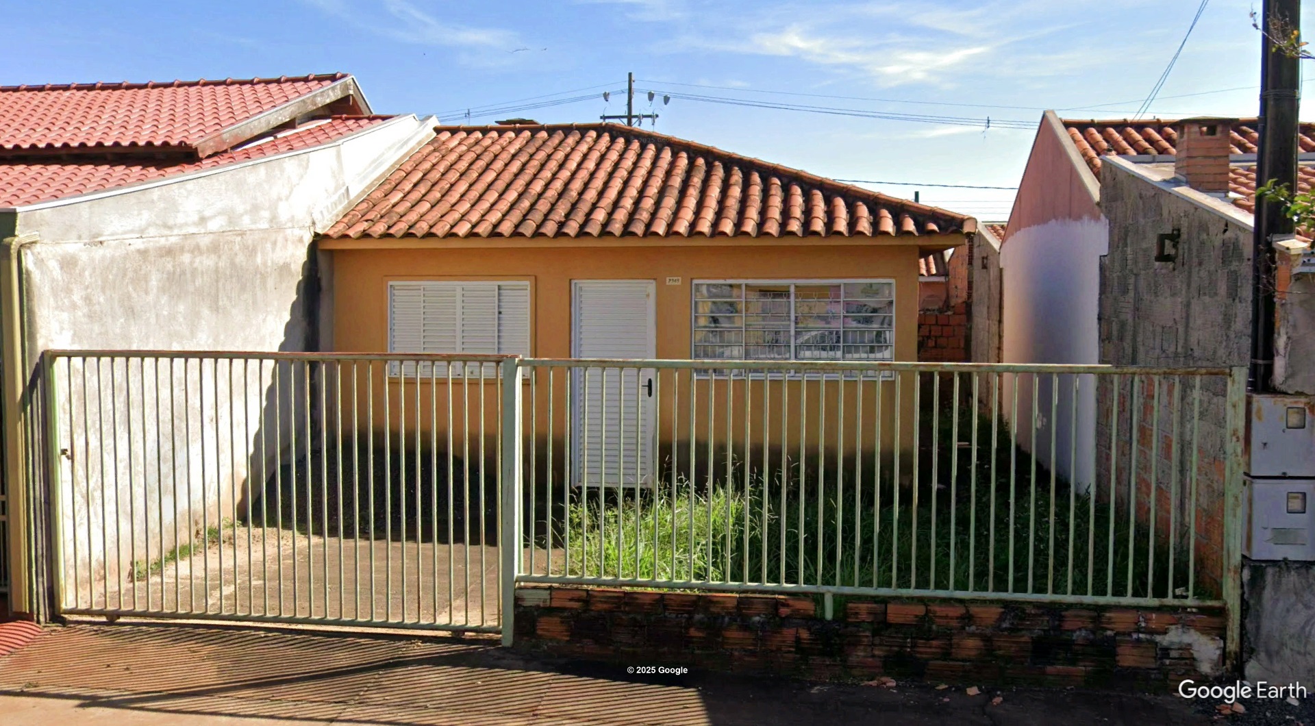 Imóvel c/ 125,12m² no Res. Ernesto Francischini em Rolândia/PR - leilão judicial - Não informado BR - lance mínimo R$ 46.508