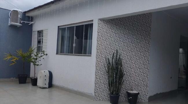 Direitos - Imóvel C/ 200m² No Jardim Res. Fazenda Simone Em Paranavaí/pr, localizado em Paranavaí - PR, bairro Jardim Residencial Fazenda Simone