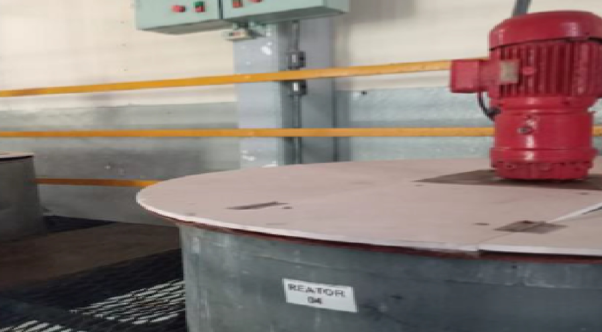 01 máquina reatora - leilão judicial - Não informado BR - lance mínimo R$ 10.500