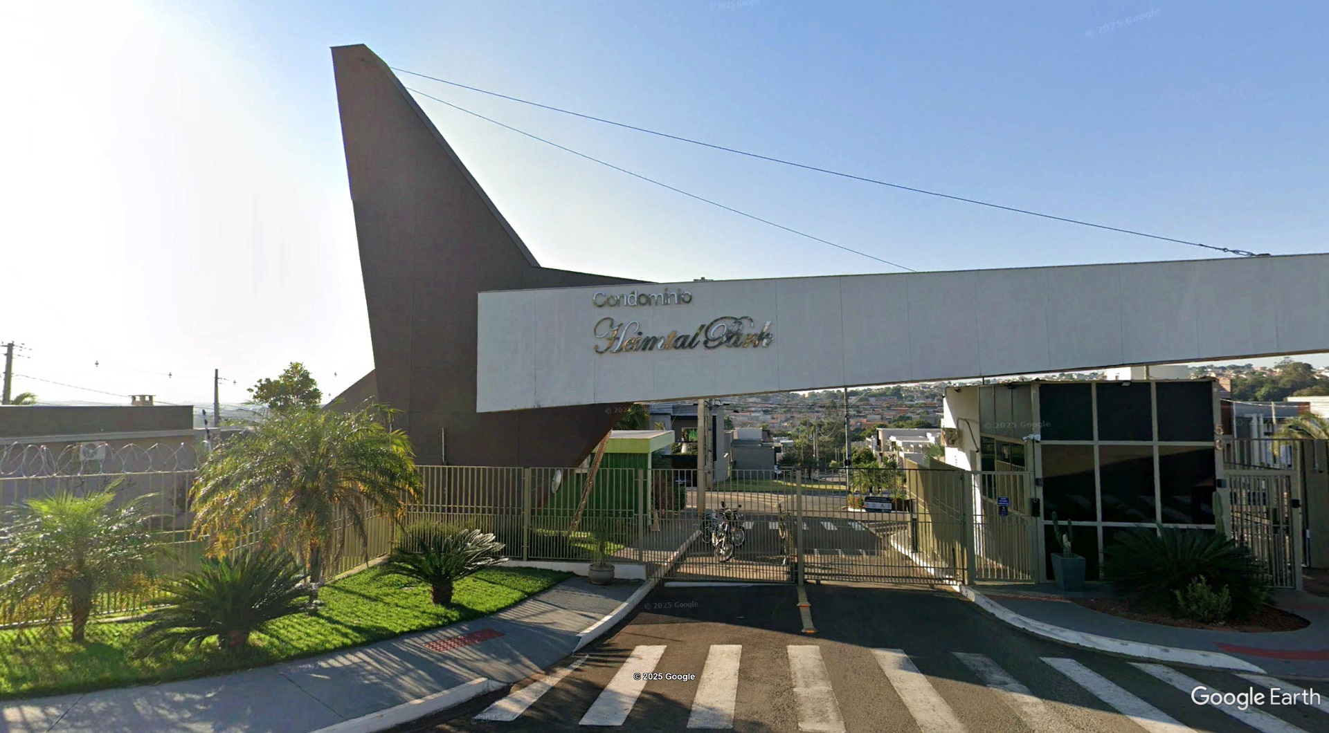 Imóvel c/ 293,15m² no Cond. Res. Heimtal Park em Londrina/PR - leilão judicial - Londrina PR - lance mínimo R$ 95.000