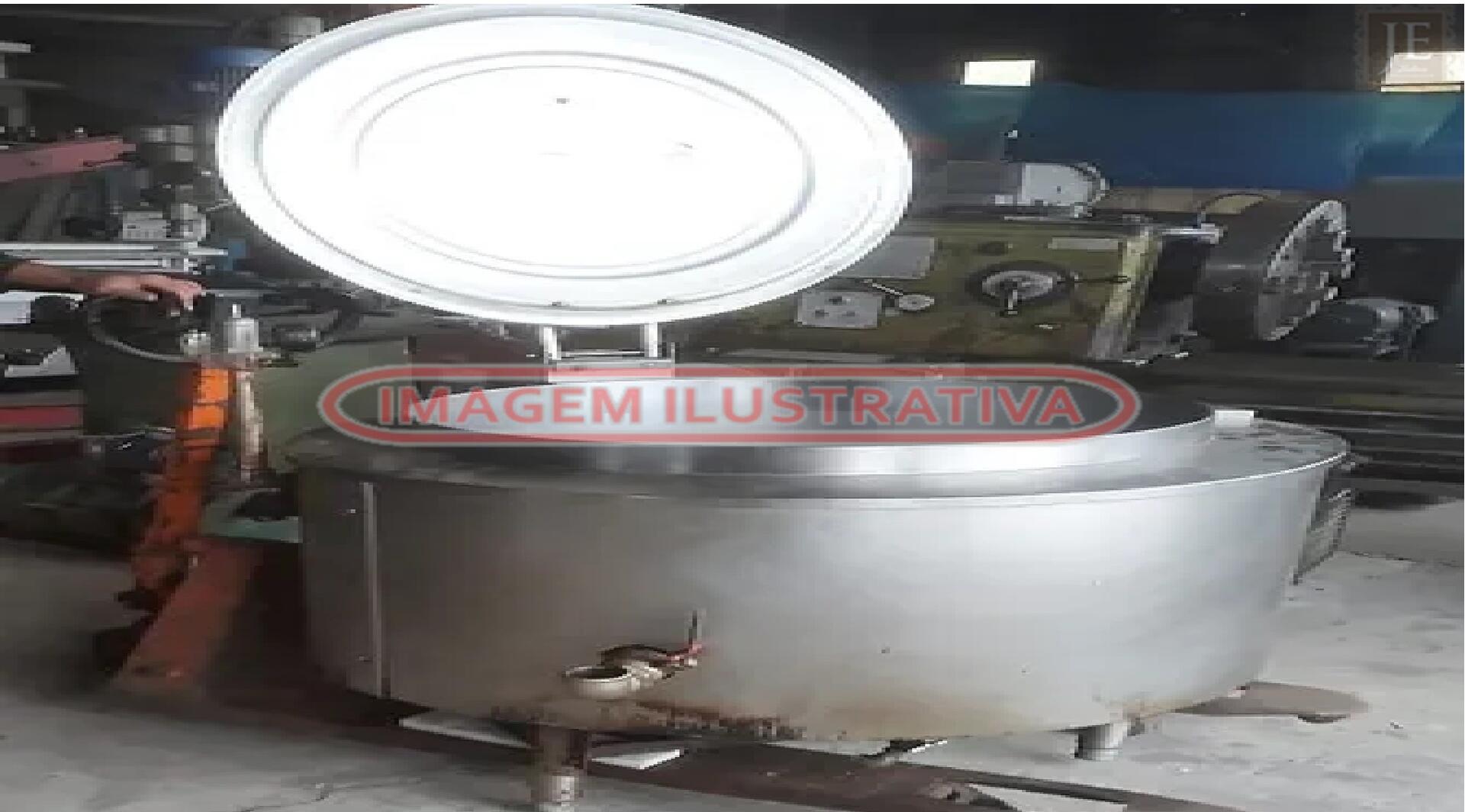 01 panelão a gás inox Indusfrio - leilão judicial - Não informado BR - lance mínimo R$ 15.000