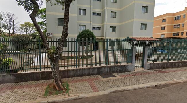 Apto Nº 202 Do Cond. Res. Itaoca Iv Em Londrina/pr, localizado em Londrina - PR, bairro Parque Jamaica