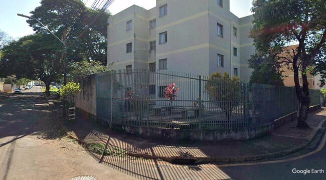 Apto Nº 202 Do Cond. Res. Itaoca Iv Em Londrina/pr, localizado em Londrina - PR, bairro Parque Jamaica