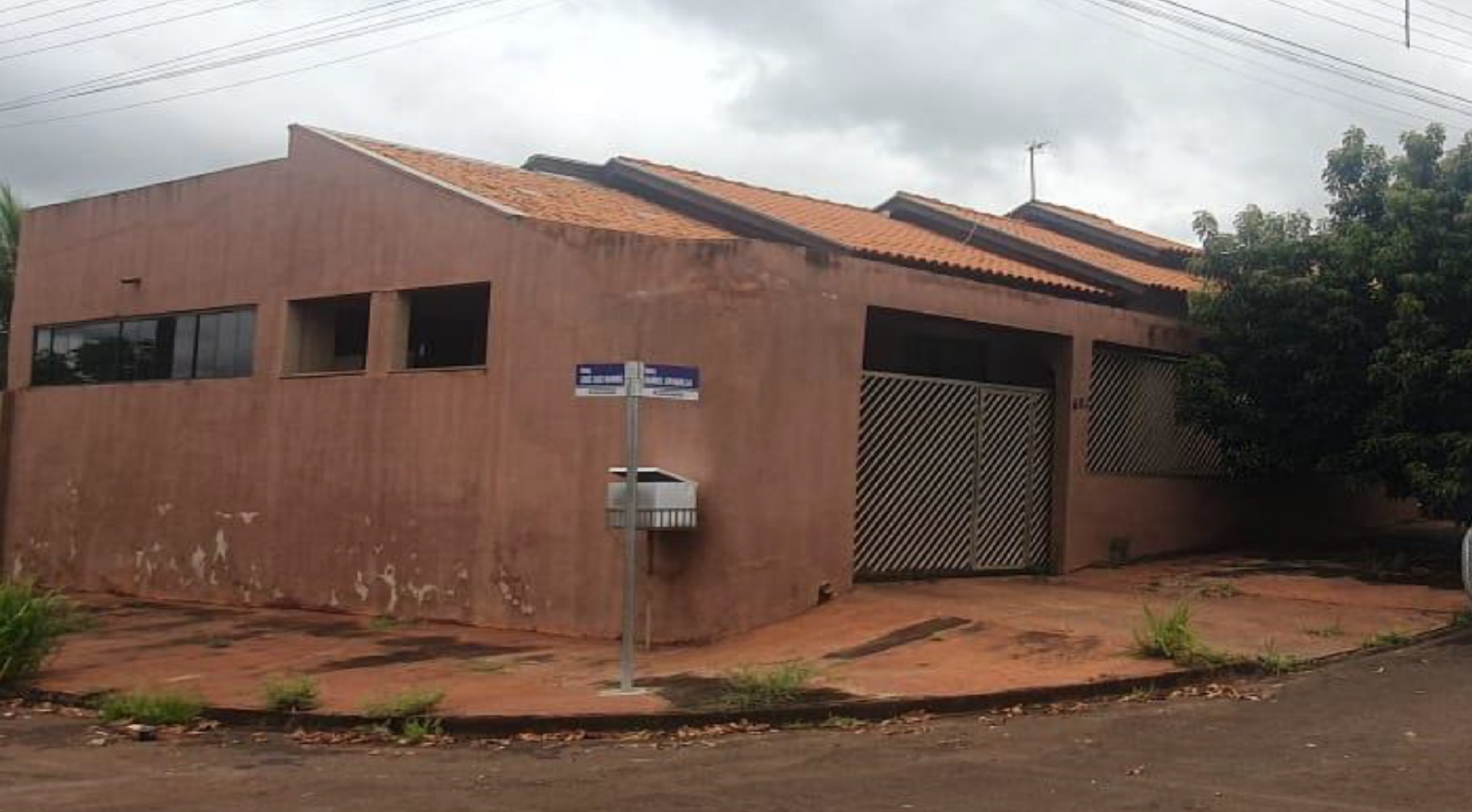 Leilão de Casas Imóvel em Santa Mariana/PR - Lance Inicial R$ 225.000 - Judicial