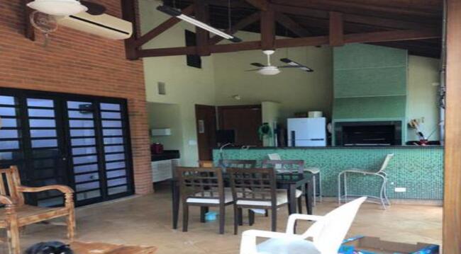 Imóvel C/ 2.605,97m² No Cond. Estância Bomtempo Em Londrina/pr, localizado em Londrina - PR