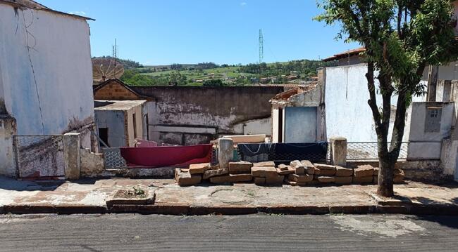 Imóvel C/ 166,50m² Na Vila Rondon Em Jacarezinho/pr, localizado em Jacarezinho - PR, bairro Vila Rondon
