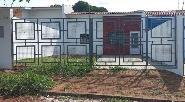 Imóvel C/ 182m² Do Lot. Res. Madre Paulina Em Apucarana/pr, localizado em Apucarana - PR