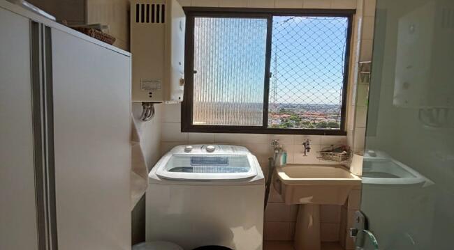 Apto 1.002 Do Ed. Res. Casa Nobre Em Londrina/pr, localizado em Londrina - PR