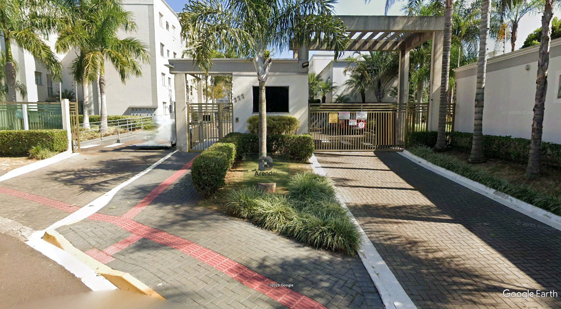 Leilão de Apartamentos Imóvel em Arapongas/PR - Lance Inicial R$ 6.115 - Judicial