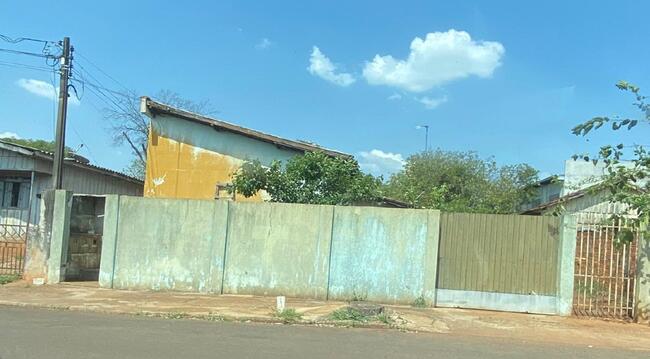 Imóvel C/ 480m² No Novo Bandeirantes Em Arapongas/pr, localizado em Arapongas - PR, bairro Novo Bandeirantes