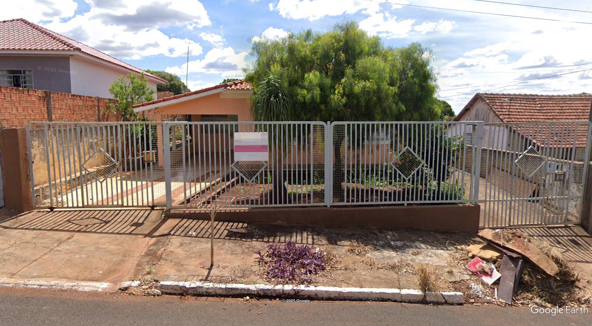 12,50% de um imóvel c/ 575,75m² em Cambira/PR - leilão judicial - Cambira PR - lance mínimo R$ 35.667