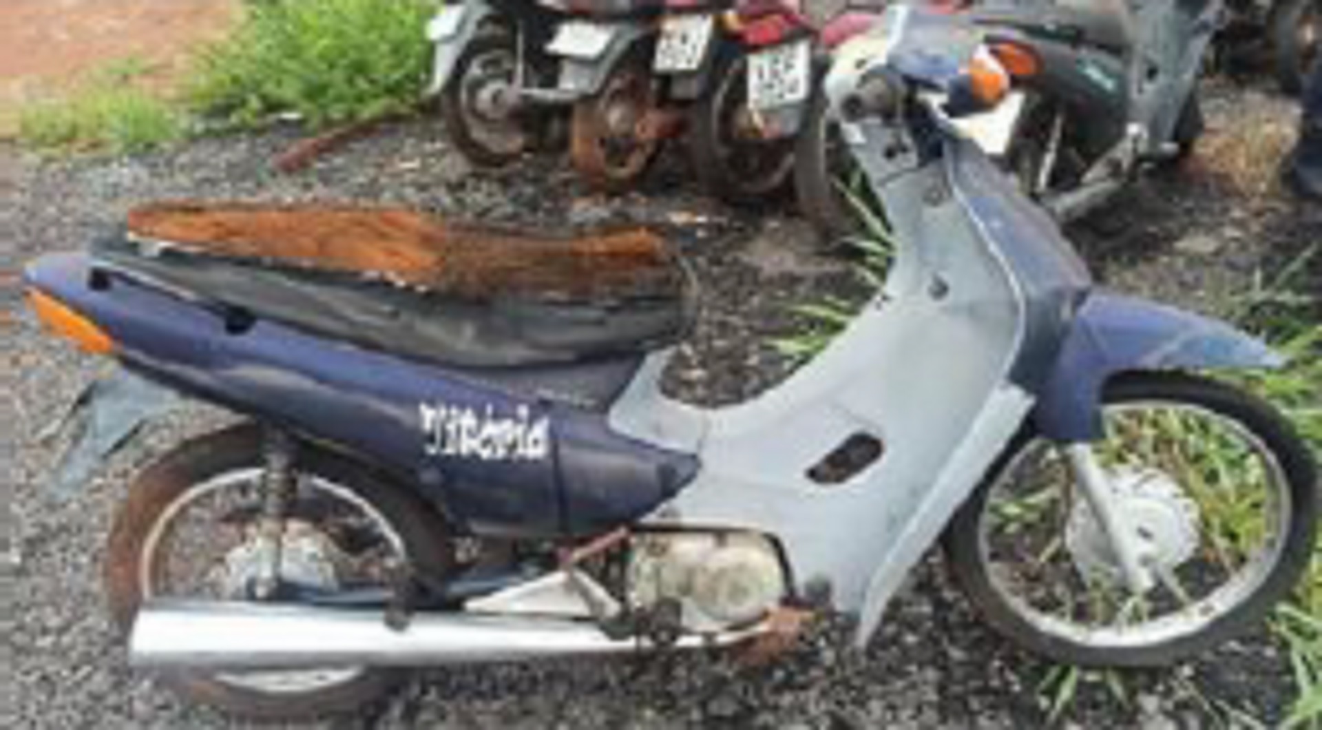 Leilão de Bem Veículo em Arapongas/PR - Lance Inicial R$ 540 - Judicial