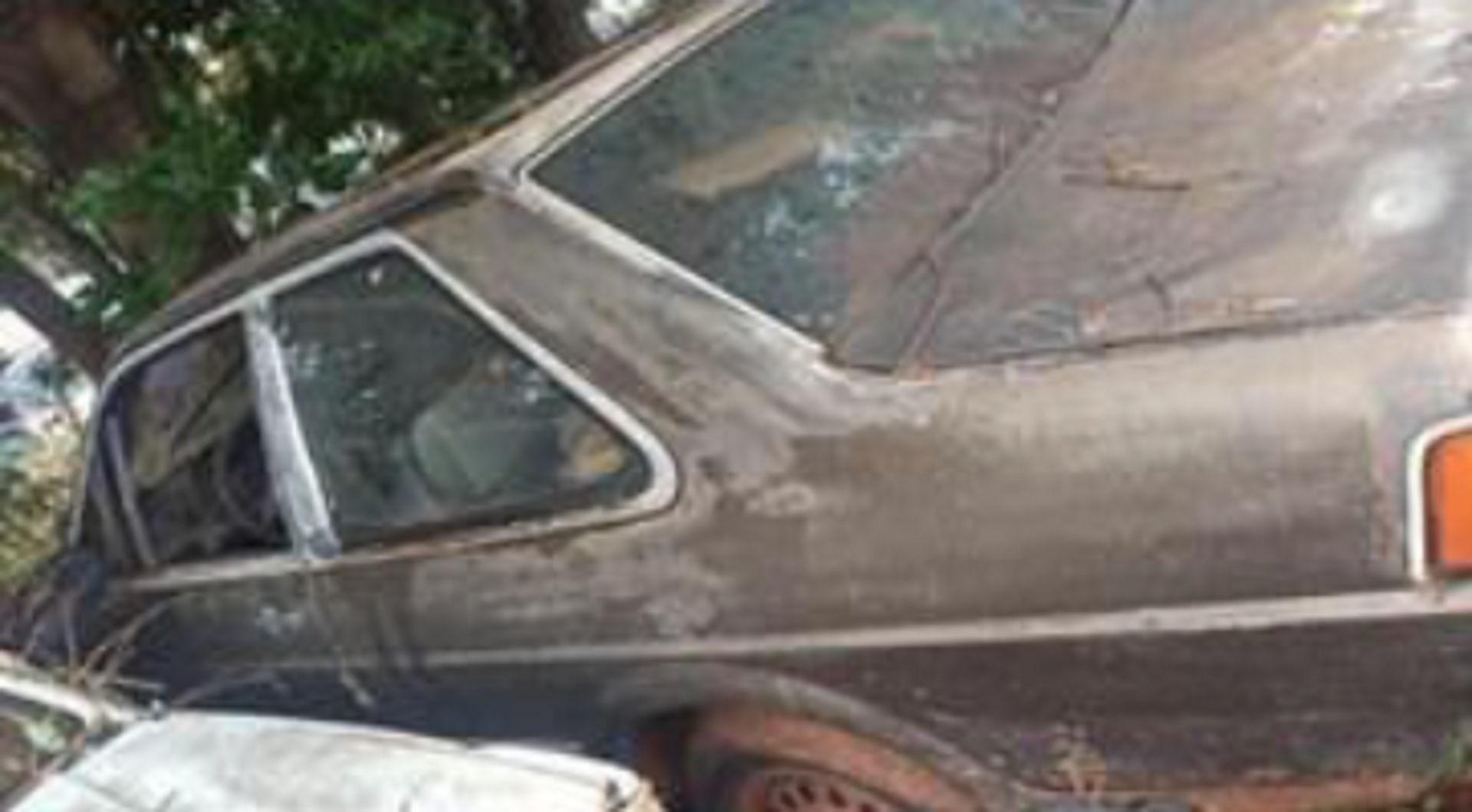 Leilão de Bem Veículo em Arapongas/PR - Lance Inicial R$ 390 - Judicial