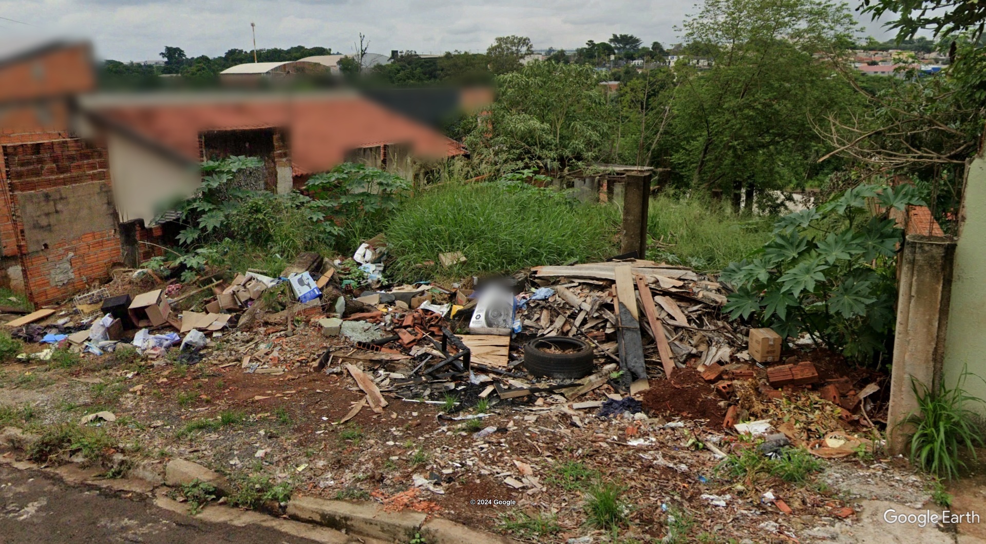 Imóvel c/ 250m² no Res. Vila Romana em Londrina/PR - leilão judicial - Londrina PR - lance mínimo R$ 65.000