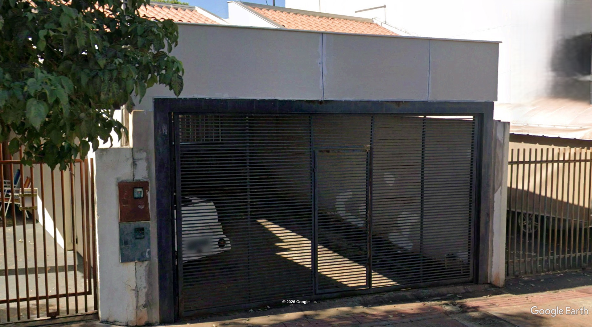 Imóvel c/ 159,45m² em Londrina/PR - leilão judicial - Londrina PR - lance mínimo R$ 150.000