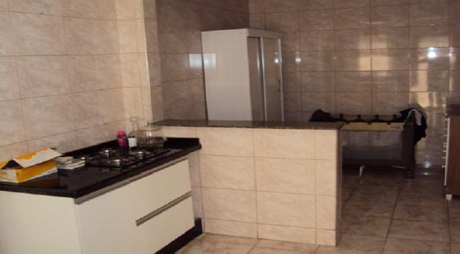 Imóvel C/ 225m² Na Vila Bernardo Em Arapongas/pr, localizado em Arapongas - PR, bairro Vila Sampaio