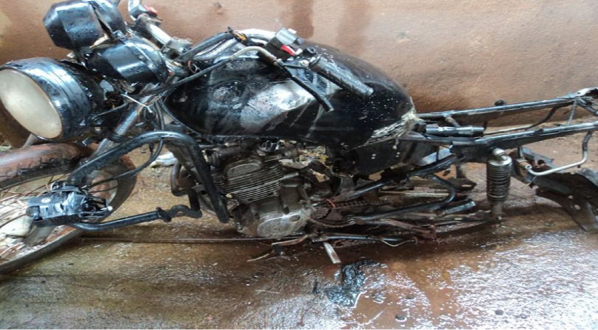 Leilão de Sucatas Veículo em Congonhinhas/PR - Lance Inicial R$ 240 - Judicial