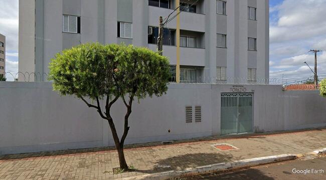 Apto Nº 402 Do Cond. Res. Topázio Em Londrina/pr, localizado em Londrina - PR, bairro Vila Brasil
