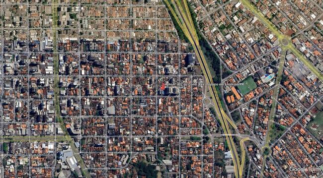 Apto Nº 402 Do Cond. Res. Topázio Em Londrina/pr, localizado em Londrina - PR, bairro Vila Brasil