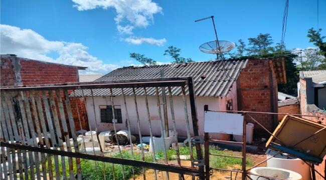 Direitos - Imóvel C/ 250m² Em Arapongas/pr, localizado em Arapongas - PR