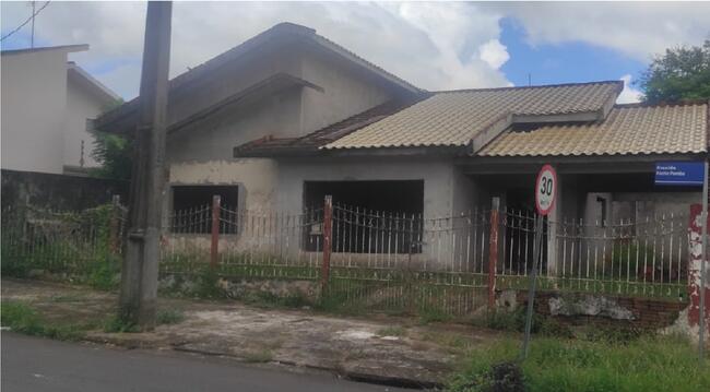 Imóvel C/ 300,30m² Em Nova Esperança/pr, localizado em Nova Esperança - PR