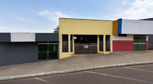 Imóvel C/ 280m² Em Loanda/pr, localizado em Loanda - PR