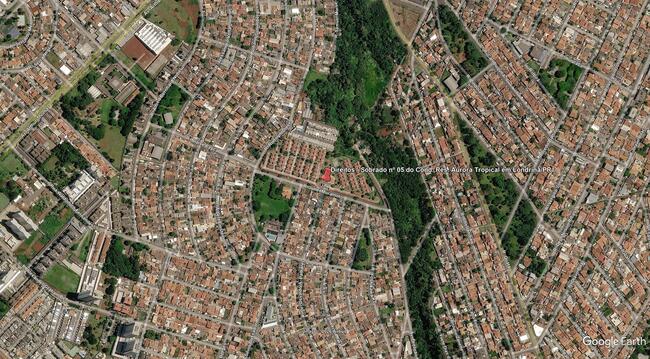 Sobrado Nº 05 Do Cond. Res. Aurora Tropical Em Londrina/pr, localizado em Londrina - PR