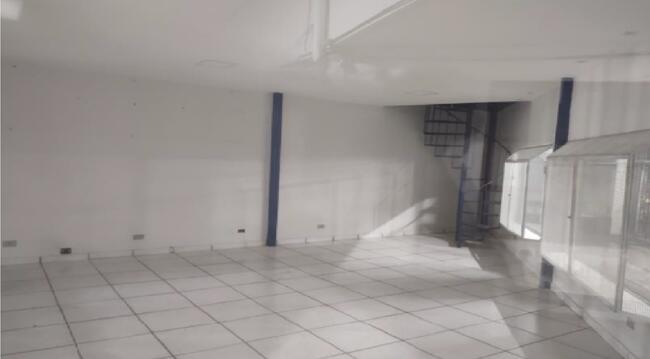 Loja Nº 37 Do Platina Shopping Em Santo Antônio Da Platina/pr, localizado em Santo Antônio Da Platina - PR