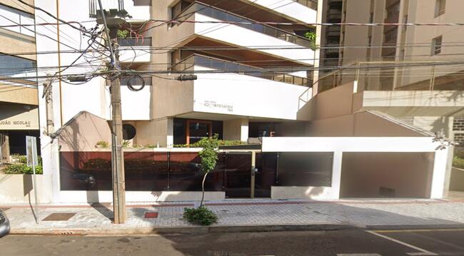 25% Do Apto Nº 05 Do Cond. Ed. Imperatriz Em Londrina/pr, localizado em Londrina - PR