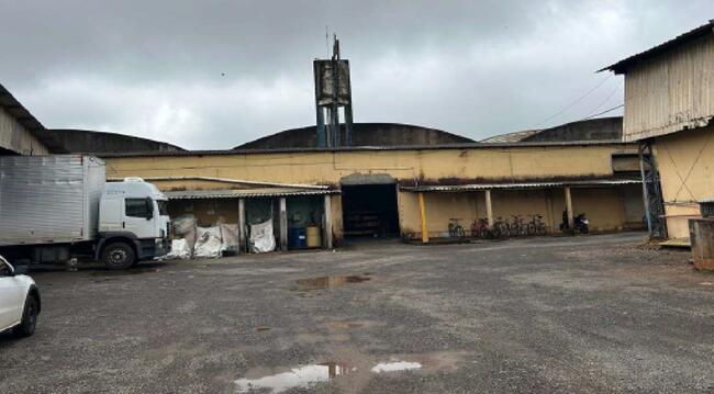 Imóvel C/ 7.622,75m² No Parque Industrial I Em Arapongas/pr, localizado em Arapongas - PR