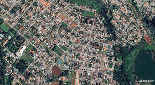 Imóvel C/ 462m² No Bairro Uvaranas Em Ponta Grossa/pr, localizado em Ponta Grossa - PR, bairro Uvaranas