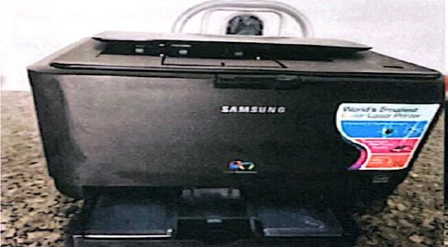 Foto de 01 impressora Samsung, modelo CLP 315