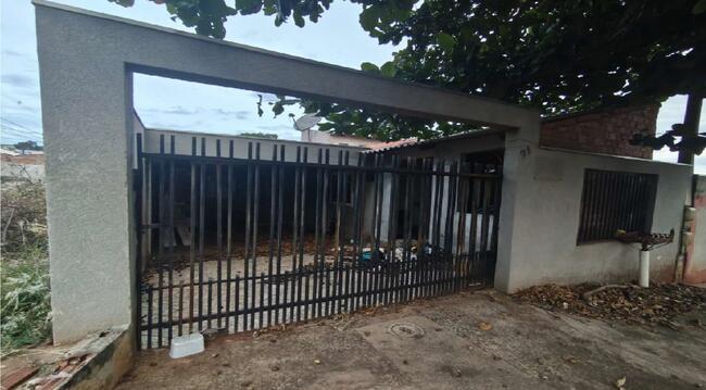 Direitos - Imóvel C/ 152,50m² No Res. Araucária I Em Arapongas/pr, localizado em Arapongas - PR