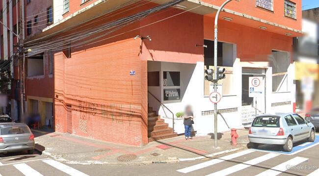 Apto Nº 501 Do Ed. Adma Caram Em Londrina/pr, localizado em Londrina - PR, bairro Centro
