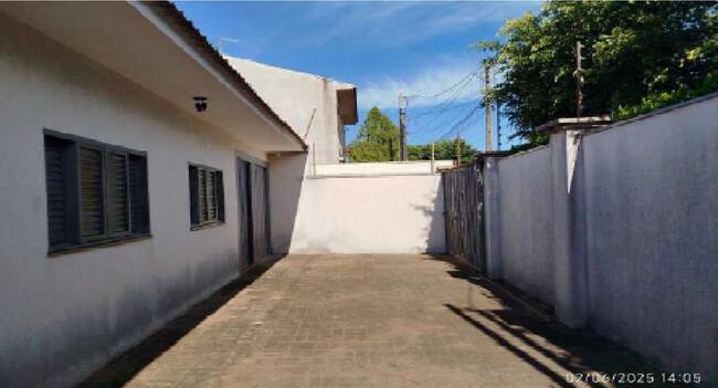 Imóvel C/ 182,67m² No Jardim Mônaco Em Arapongas/pr, localizado em Arapongas - PR, bairro Jardim Mônaco