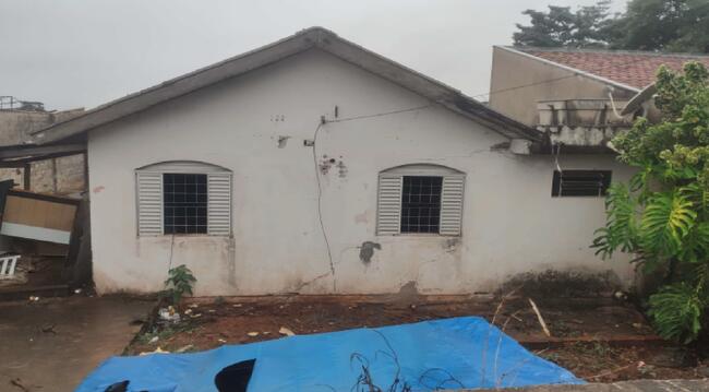Direitos - Imóvel C/ 300,11m² Em Maringá/pr, localizado em Maringá - PR