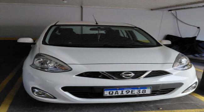 Foto de Nissan March 16SV CVT, 17/18 em Londrina/PR
