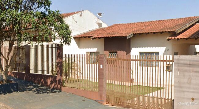 Direitos - Imóvel C/ 220m² No Jardim Planalto Em Arapongas/pr, localizado em Arapongas - PR, bairro Jardim Planalto