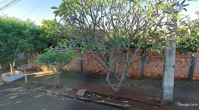 Imóvel C/ 242,35m² No Conj. Hab. Antonio Euthymio Casaroto Em Cambé/pr, localizado em Cambé - PR