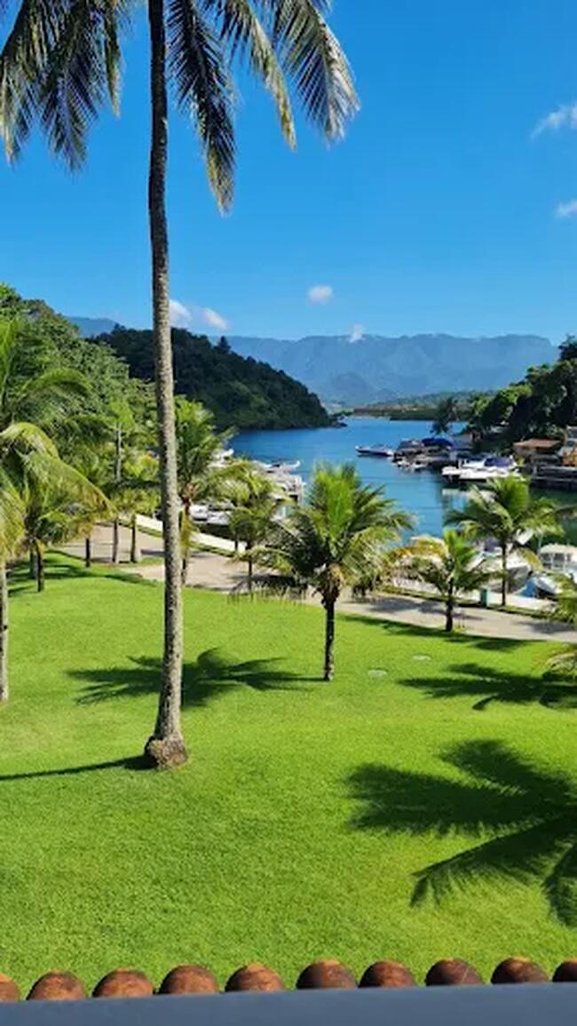 Apartamento em condominio em angra dos reis/rj