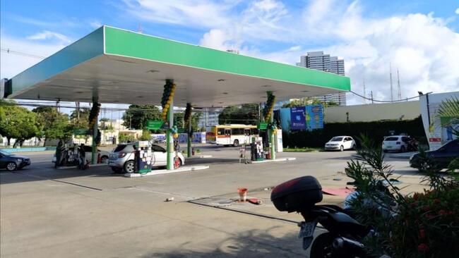 Posto De Gasolina No Recife/pe, localizado em Recife - PE