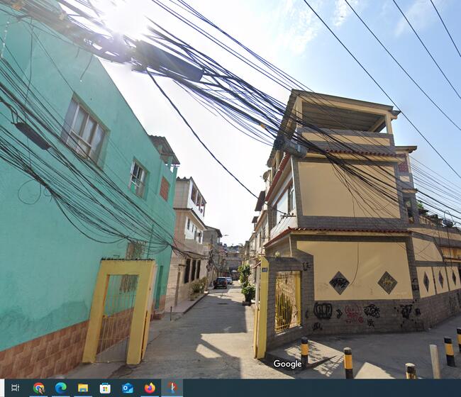 CASA EM SÃO CRISTOVÃO/RJ