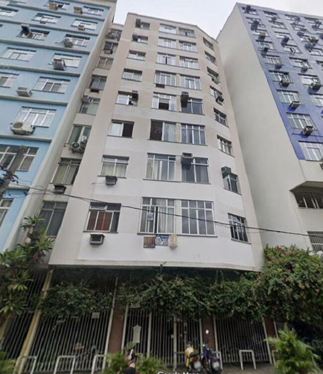 APARTAMENTO EM LARANJEIRAS/RJ