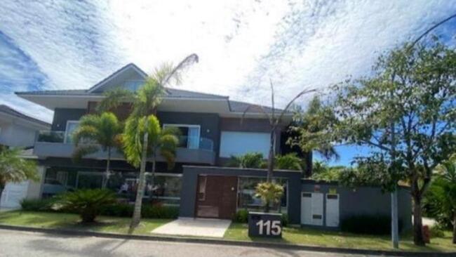 CASA DE ALTO PADRÃO NO CONDOMÍNIO DEL LAGO, RUA ERNANI VASCONCELOS, 115, BARRA DA TIJUCA, RJ