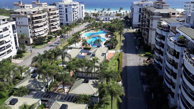 APARTAMENTO NA PRAIA DA BARRA/RJ