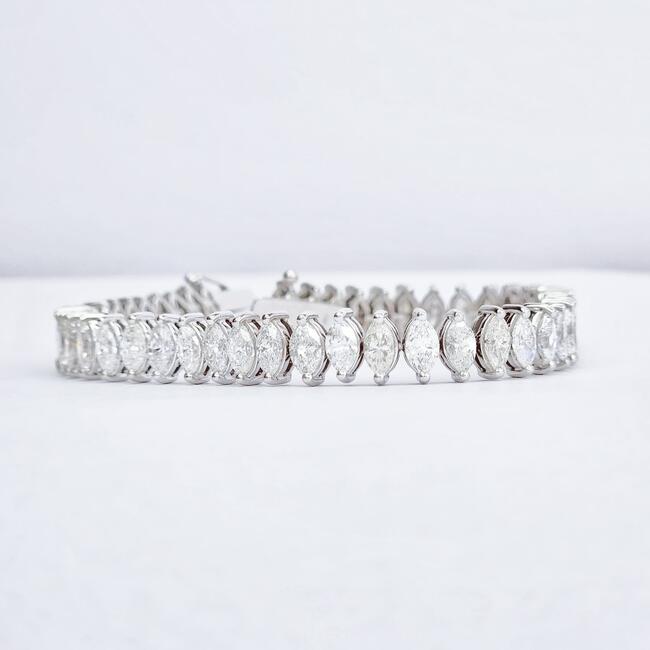 Pulseira Riviera em Ouro Branco e Diamantes.