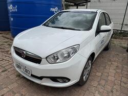 01 Veículo Fiat Siena Attractiv 1.4., flex, branco, ano 2016, placa QBV-1383
