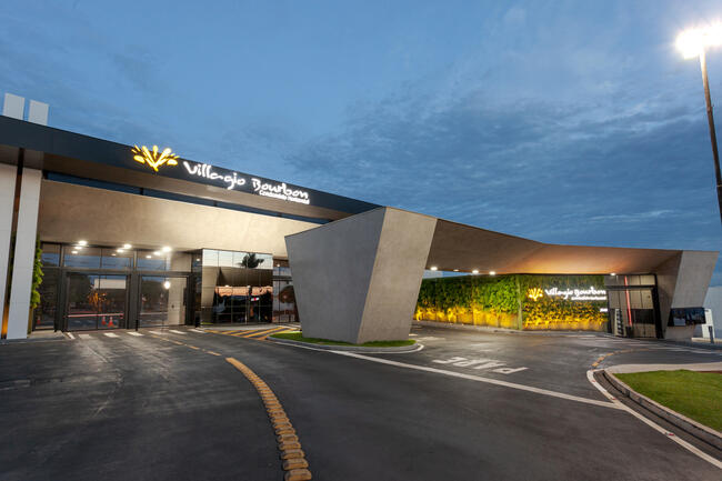 Leilão de Casa Imóvel em Oficio de Maringá/PR - Lance Inicial R$ 2.700.000 - Judicial